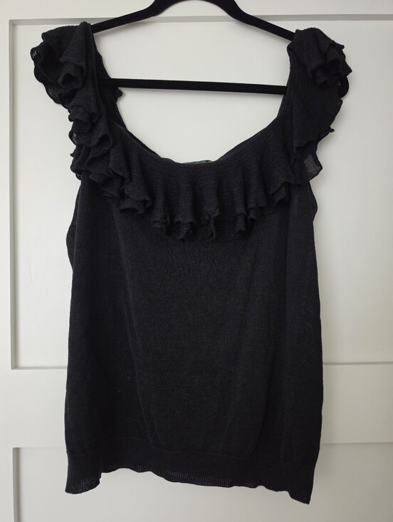 Ralph Lauren Tops - Ralph Lauren 100% Silk Ruffled Off Rhe Shoulder Top